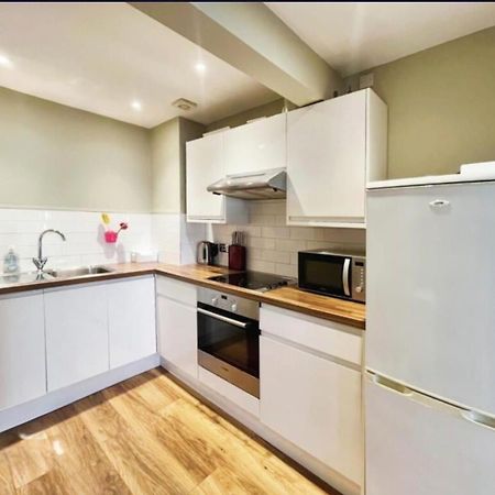 Stones Throw From The Beach - Stunning Sea View Portsmouth Kültér fotó