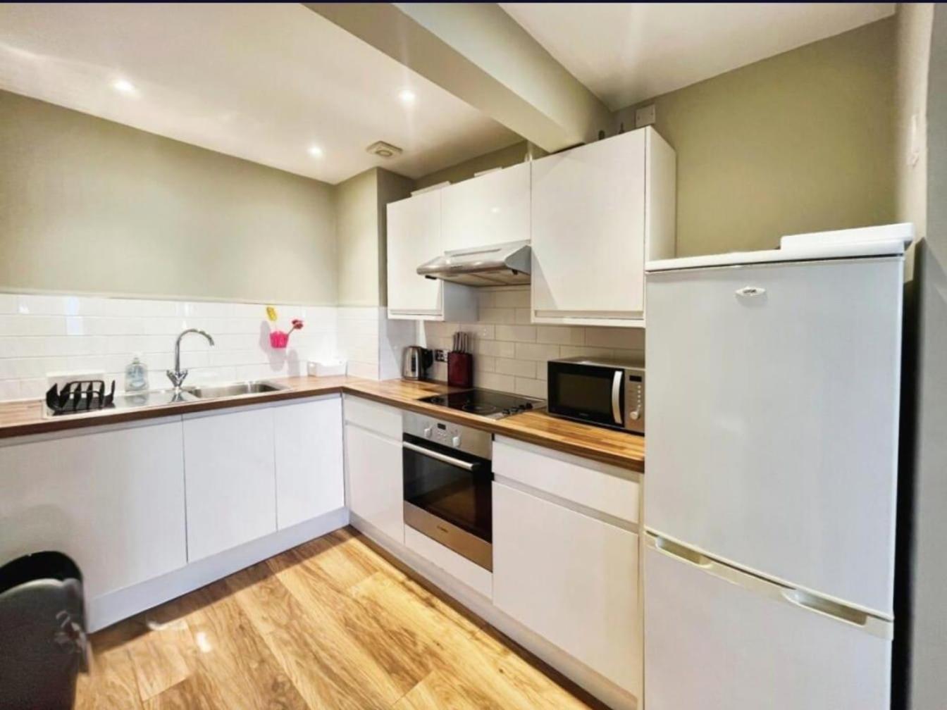 Stones Throw From The Beach - Stunning Sea View Portsmouth Kültér fotó